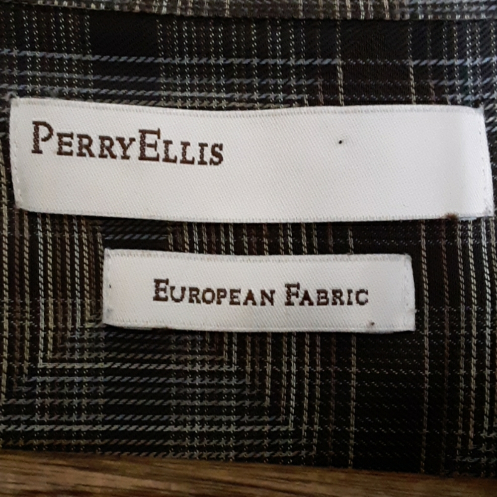 Perry Ellis Patterned Button Down - image 4